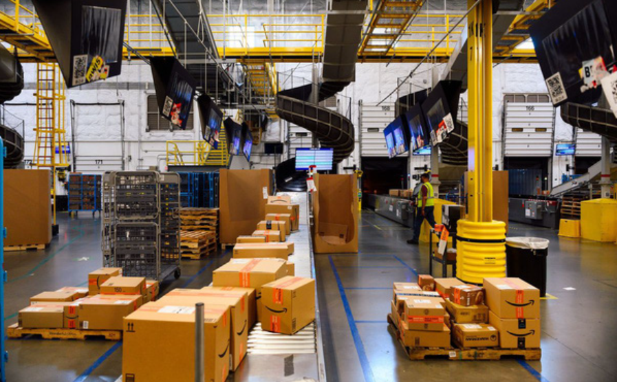 Kho hàng của Amazon: Quy mô, cách vận hành - Interchains Ecom